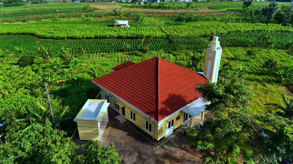 masjid al qosim dari foto udara